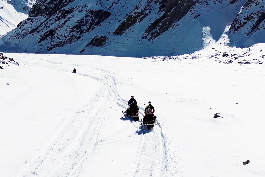 MOTONIEVE cajón del Maipo 